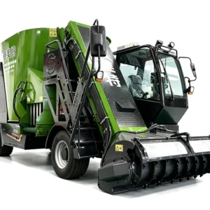 Diesel Self-Propelled TMR Feed Mixer