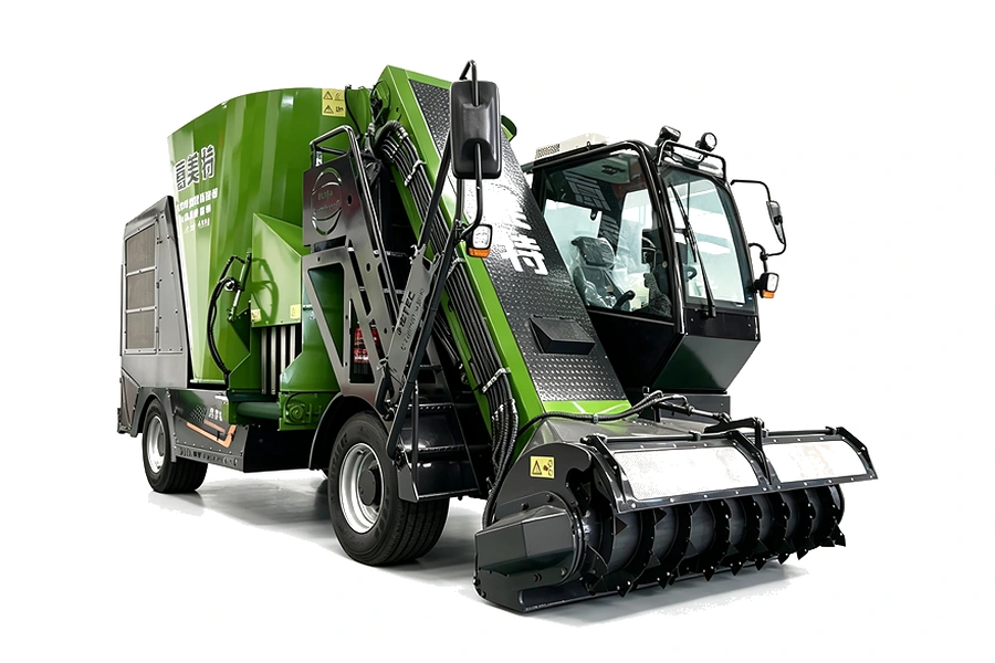 Diesel Self-Propelled TMR Feed Mixer
