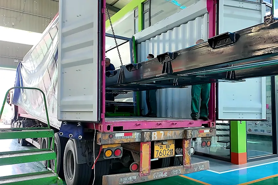 shipping-04-container-loading-detail
